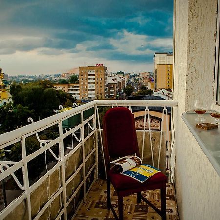 Babylon Apartments Ровно Номер фото