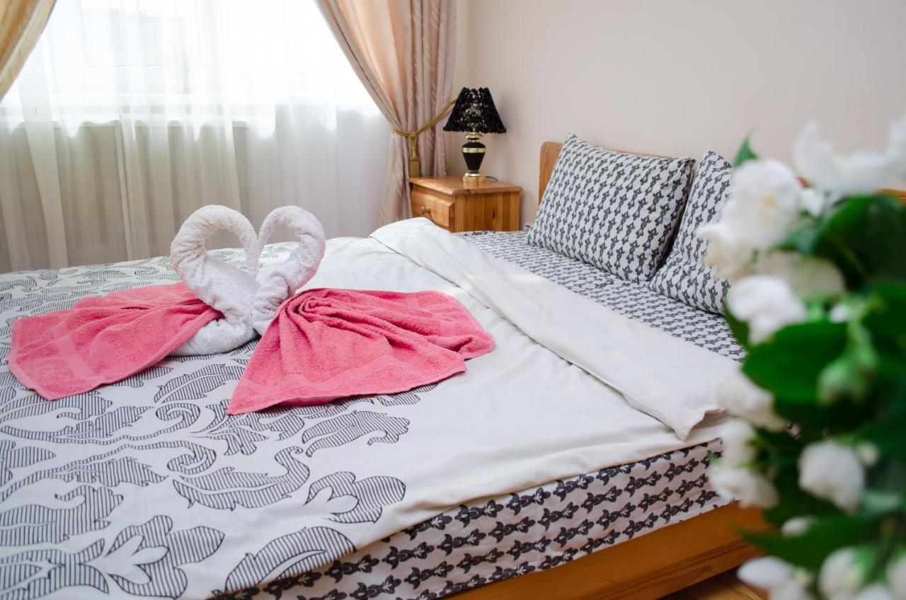 Babylon Apartments Ровно Экстерьер фото