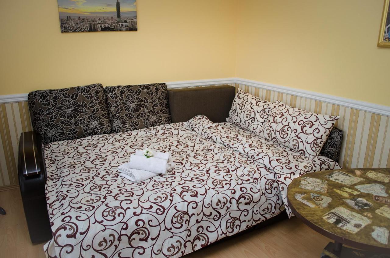 Babylon Apartments Ровно Экстерьер фото