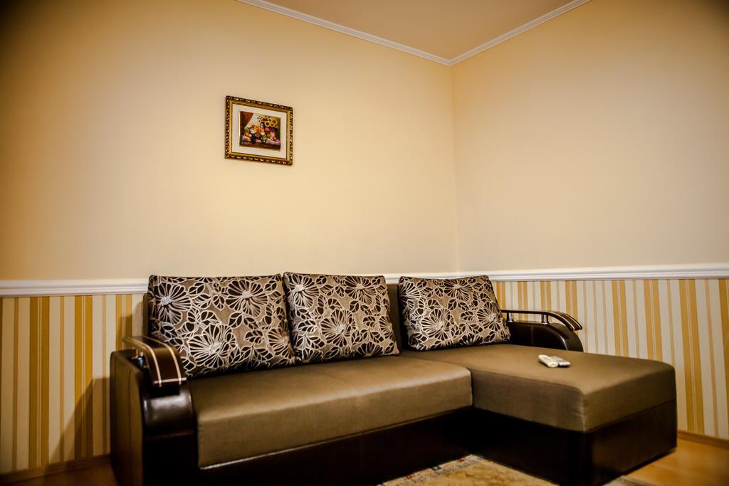 Babylon Apartments Ровно Номер фото