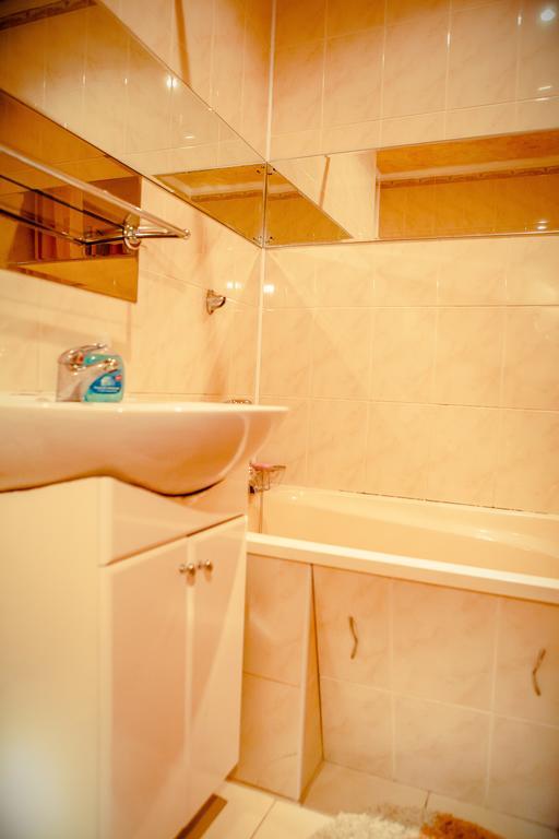 Babylon Apartments Ровно Номер фото