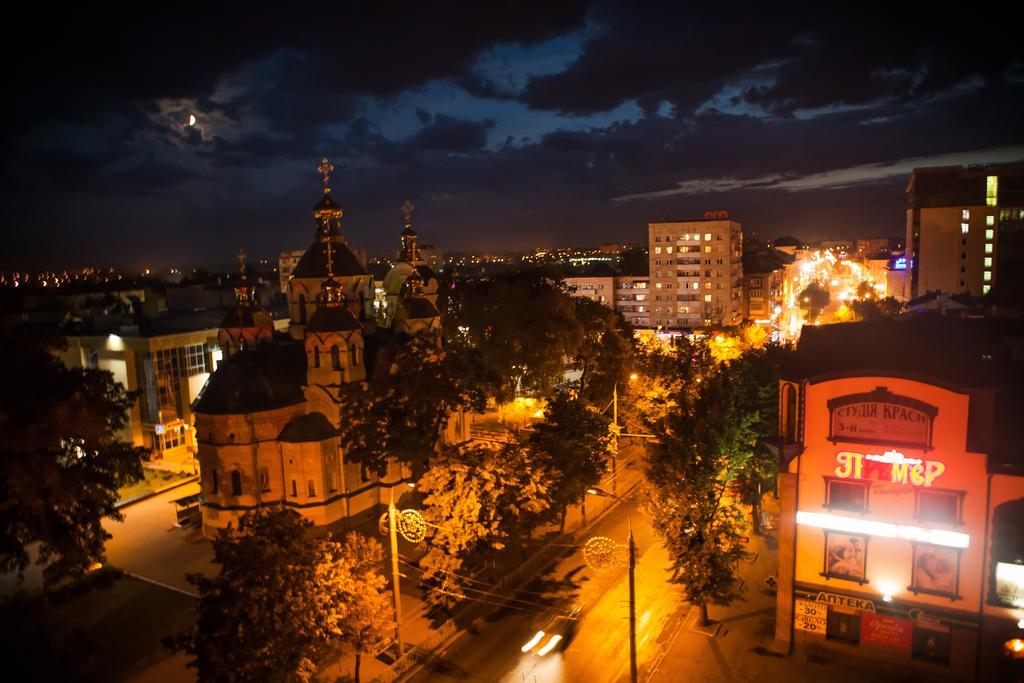 Babylon Apartments Ровно Номер фото