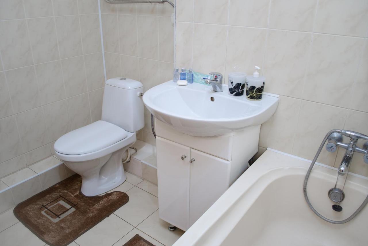 Babylon Apartments Ровно Экстерьер фото